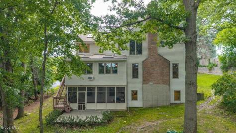 4 Spyglass Hill Menands NY 12204
