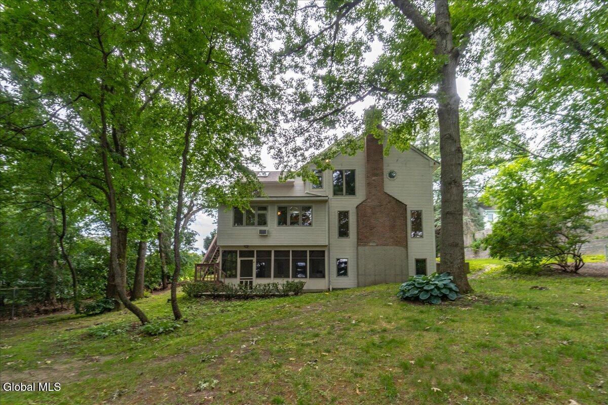 4 Spyglass Hill Menands NY 12204