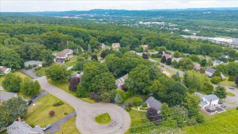 4 Spyglass Hill Menands NY 12204