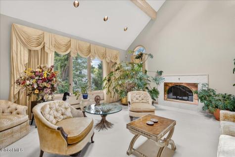4 Spyglass Hill Menands NY 12204