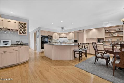 4 Spyglass Hill Menands NY 12204