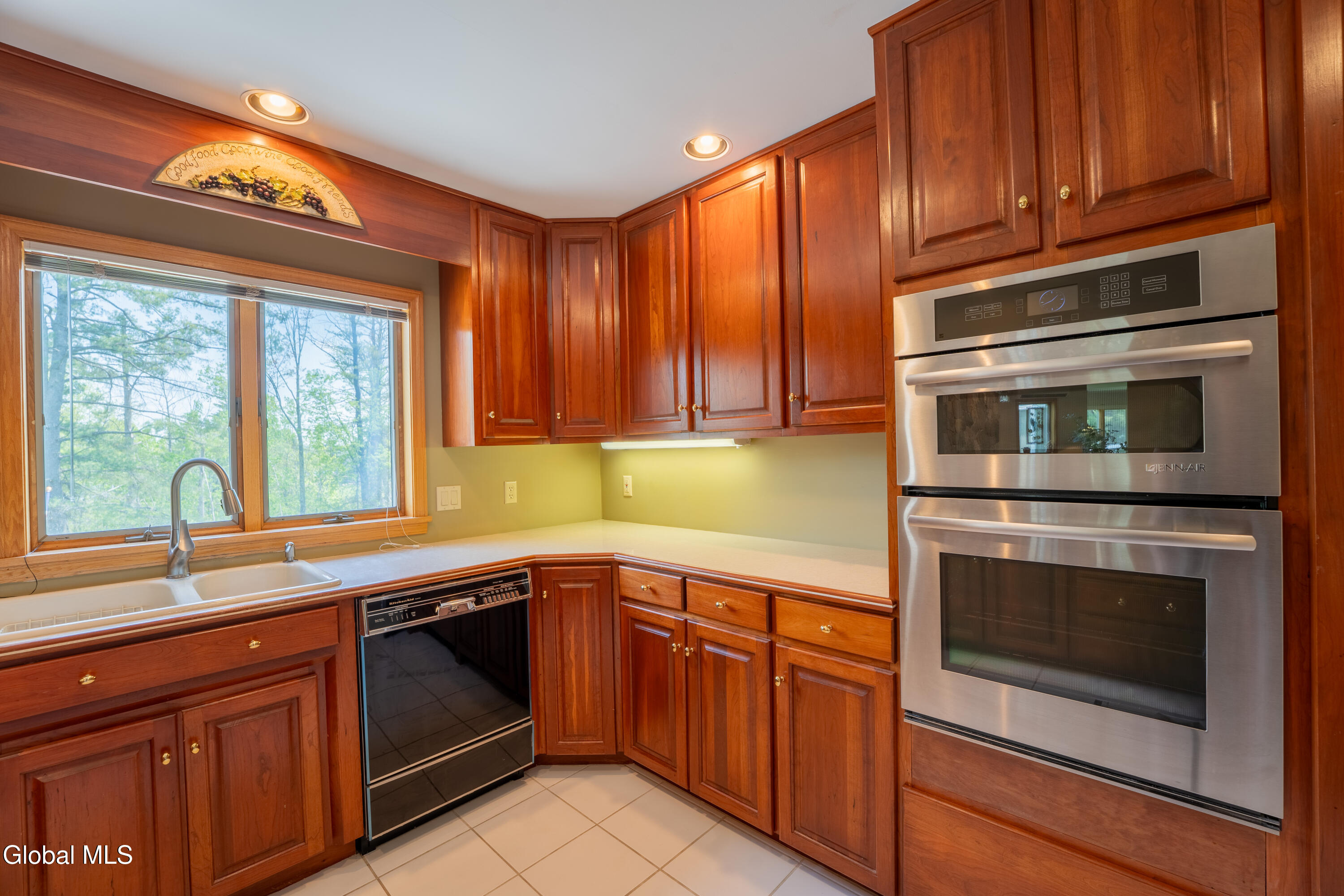 120 Longview Drive Gloversville NY 12078