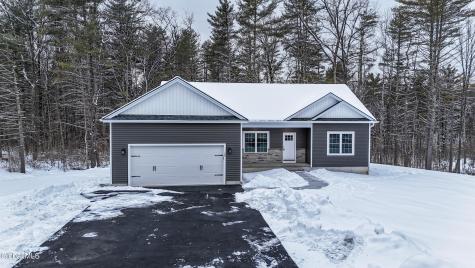 18 Wolfe Road Queensbury NY 12804