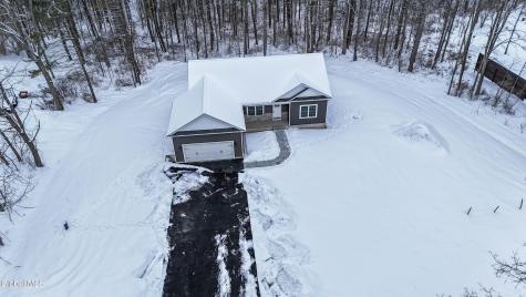 18 Wolfe Road Queensbury NY 12804