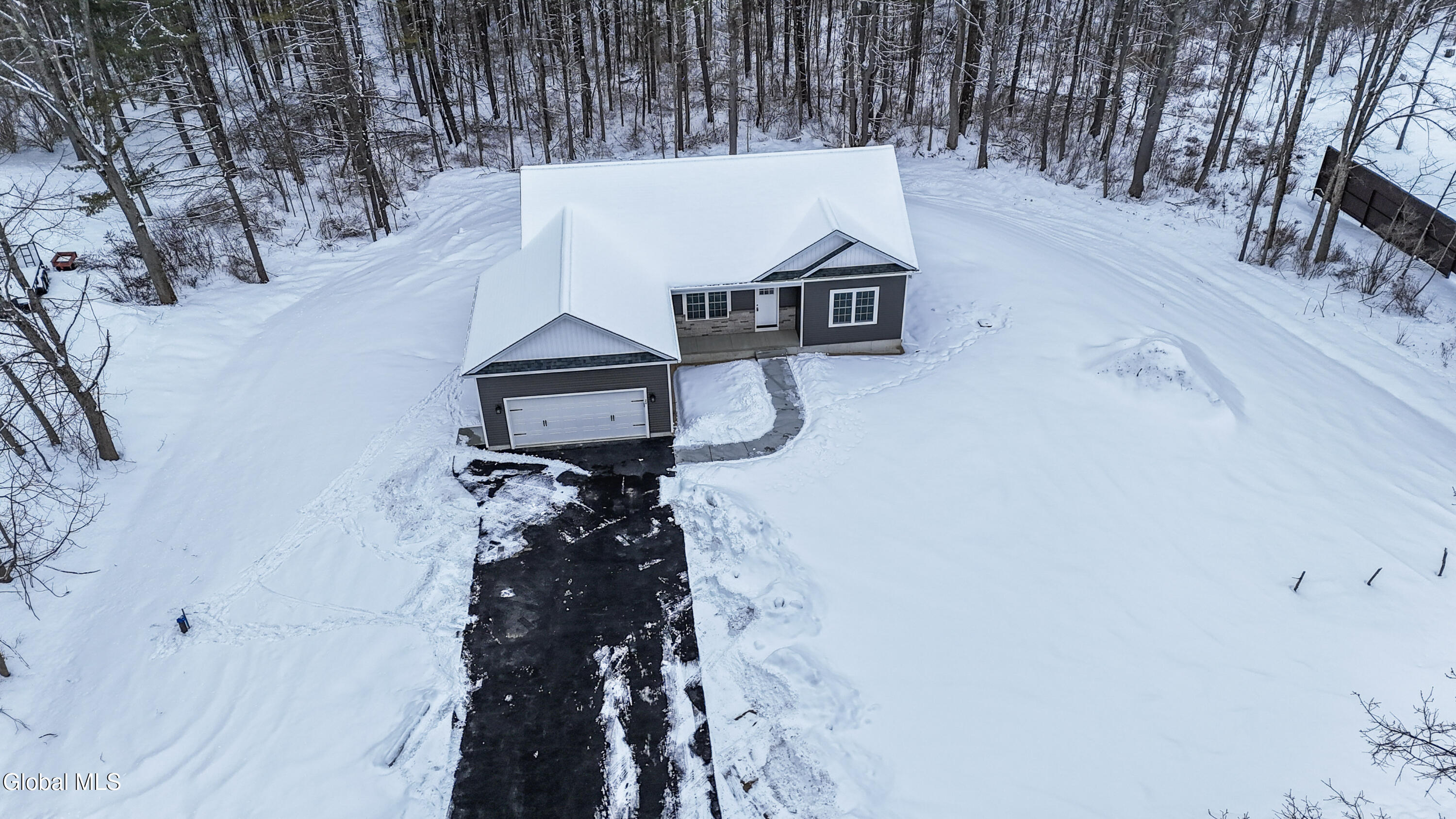 18 Wolfe Road Queensbury NY 12804