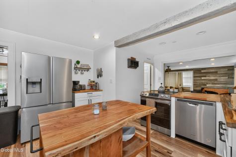 3492 Rosendale Road Niskayuna NY 12309