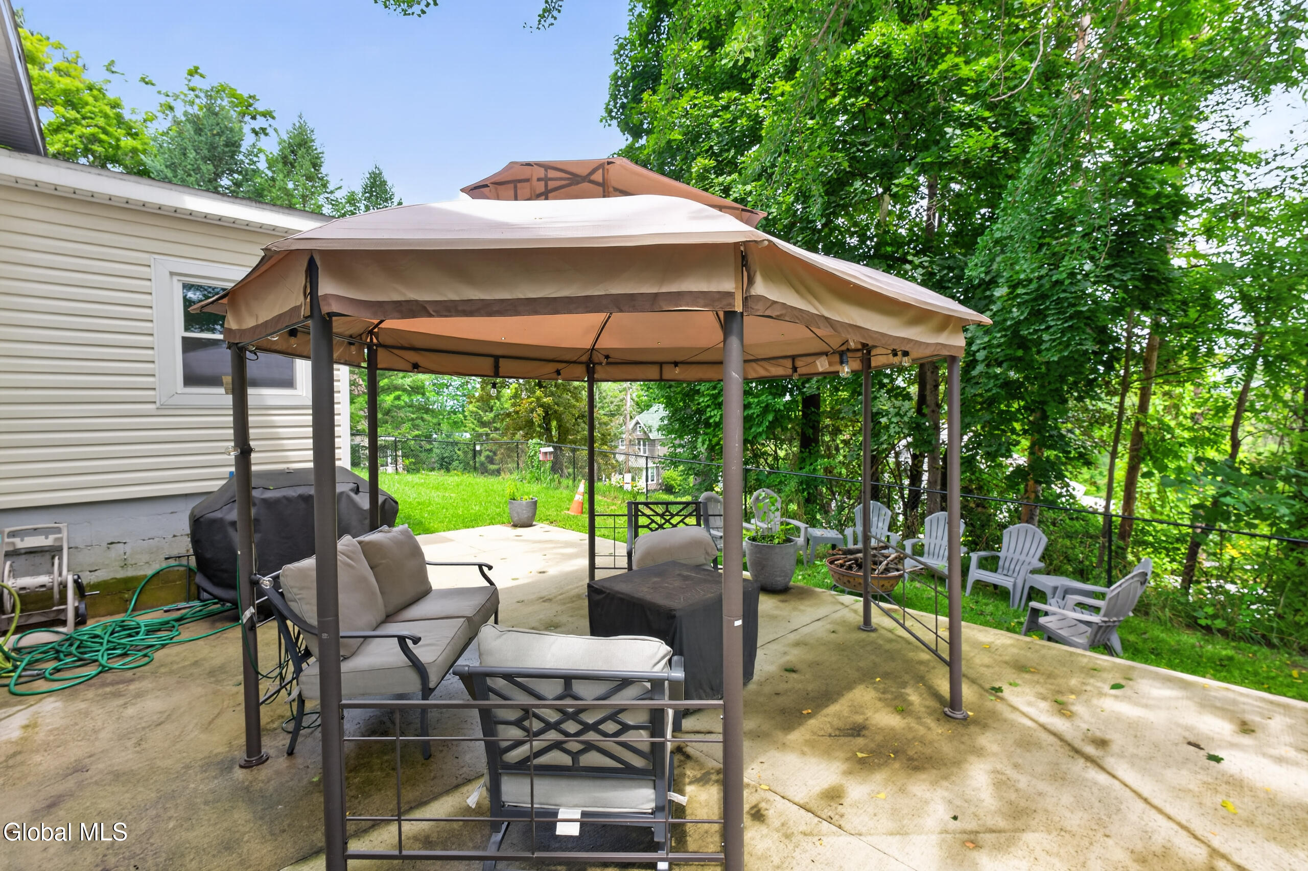 3492 Rosendale Road Niskayuna NY 12309