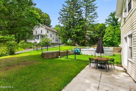 3492 Rosendale Road Niskayuna NY 12309
