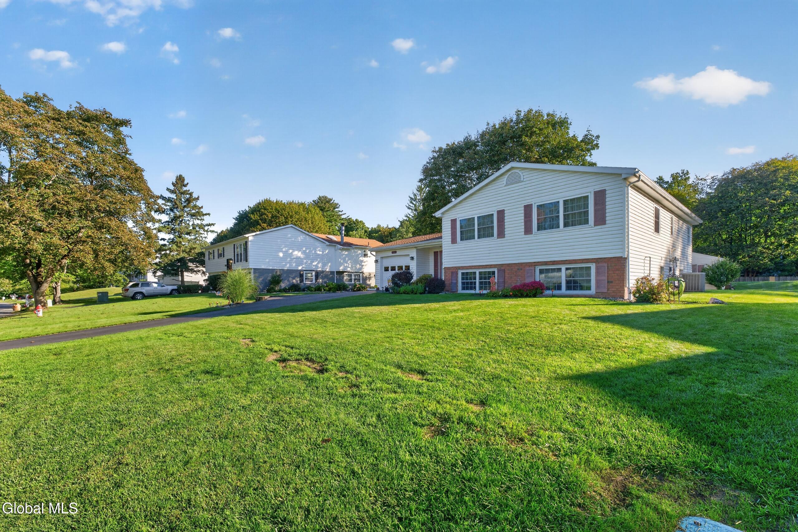144 Stonington Hill Road Voorheesville NY 12186
