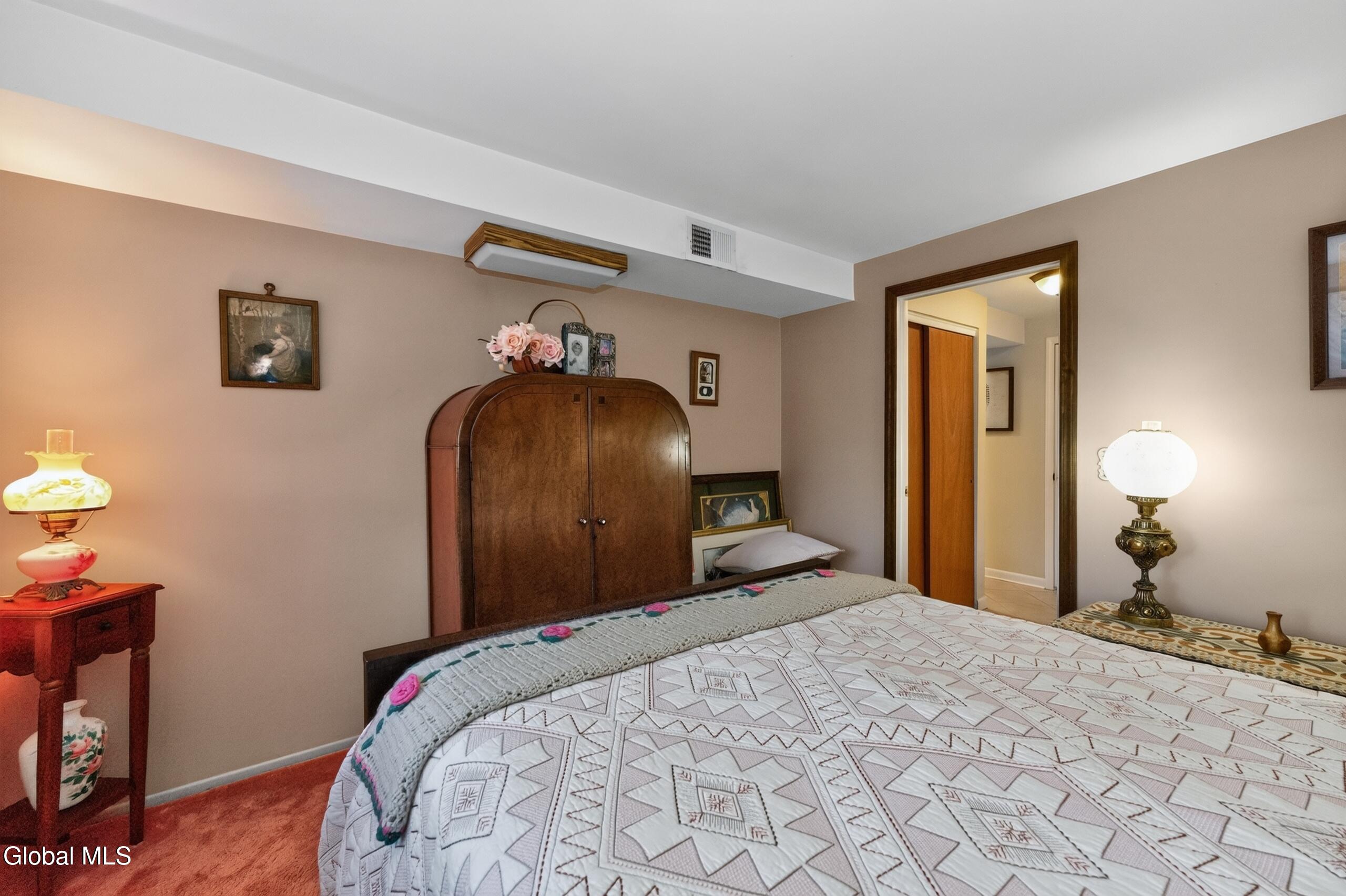 144 Stonington Hill Road Voorheesville NY 12186
