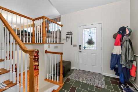 144 Stonington Hill Road Voorheesville NY 12186