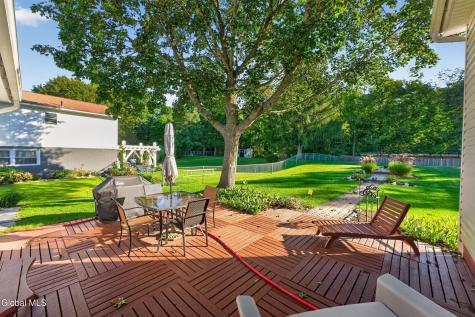 144 Stonington Hill Road Voorheesville NY 12186