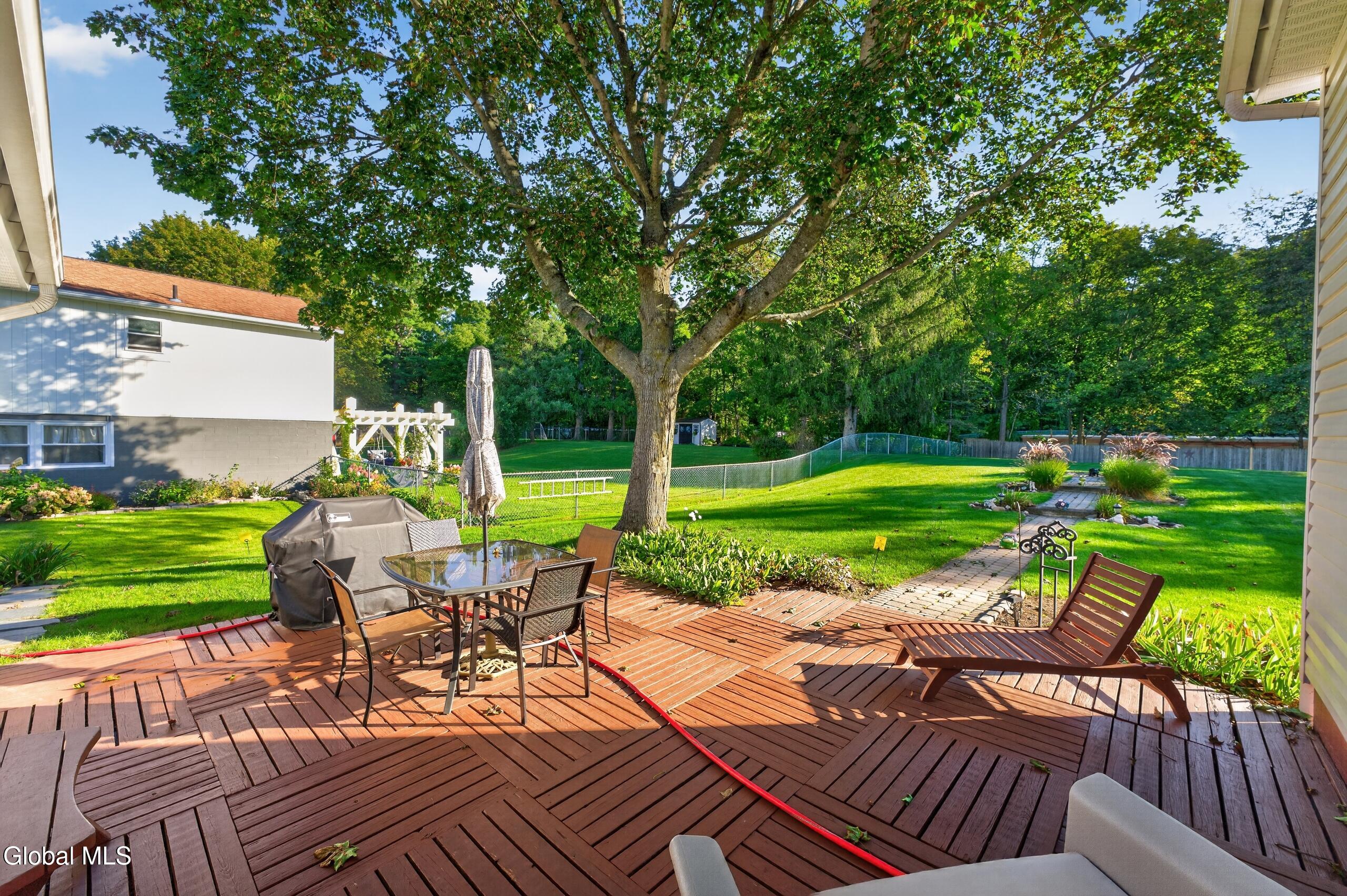 144 Stonington Hill Road Voorheesville NY 12186