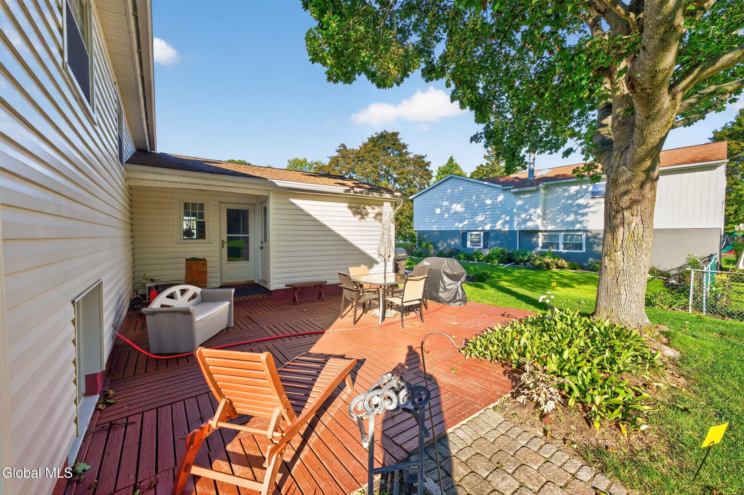 144 Stonington Hill Road Voorheesville NY 12186