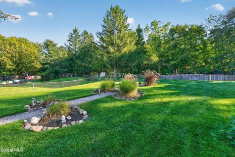 144 Stonington Hill Road Voorheesville NY 12186