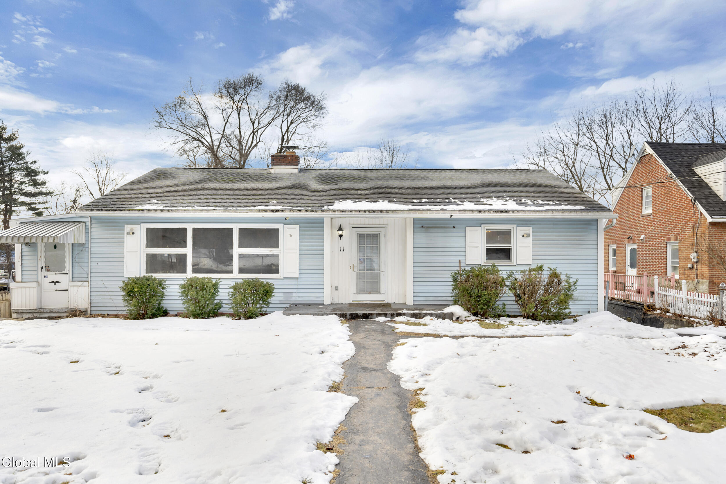 11 Hillside Avenue Colonie NY 12205