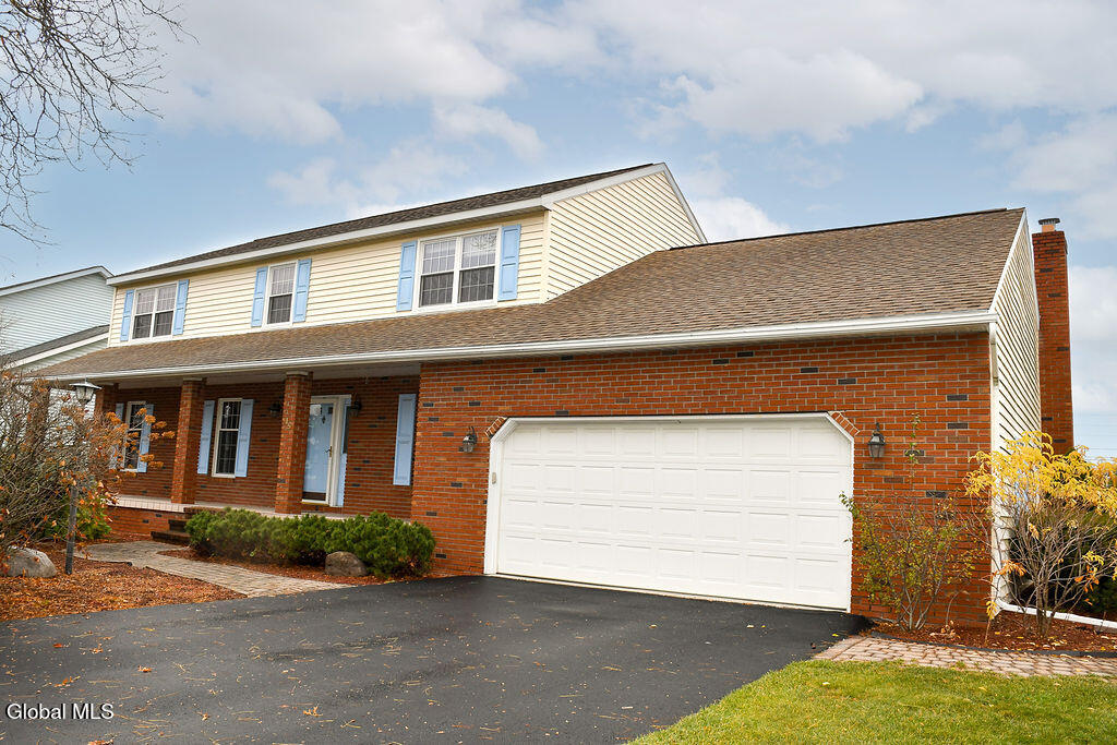 15 Delta Boulevard Colonie NY 12047