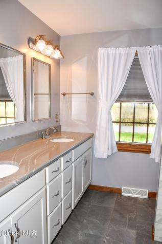 15 Delta Boulevard Colonie NY 12047