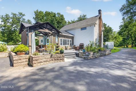4 Dunsbach Road Halfmoon NY 12065