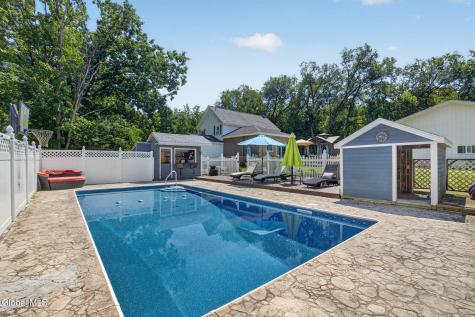 4 Dunsbach Road Halfmoon NY 12065