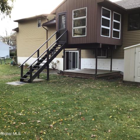 9 Laurel Drive Loudonville NY 12211