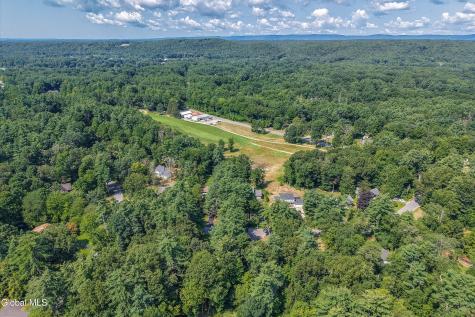 10 Carefree Lane Wilton NY 12831