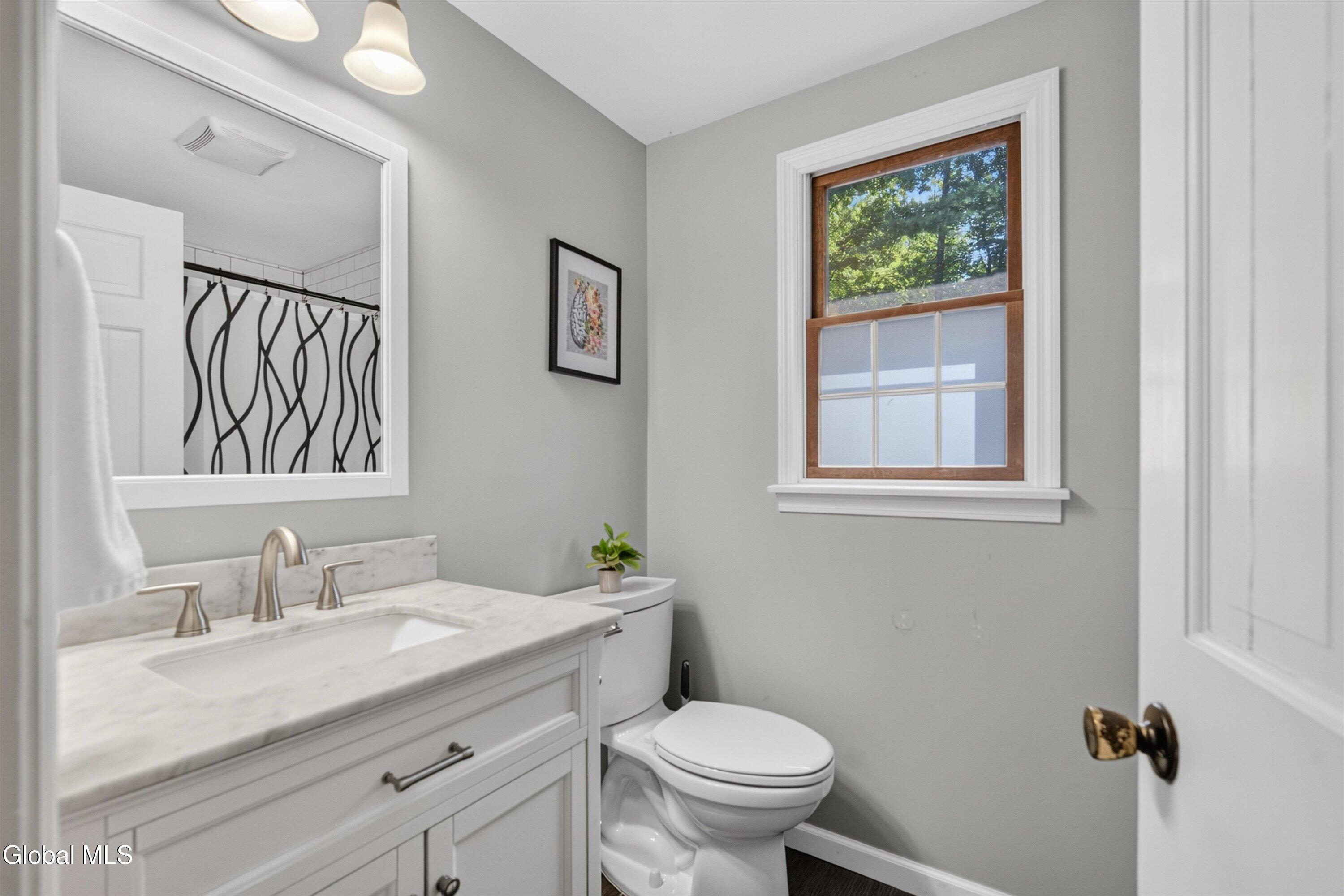 10 Carefree Lane Wilton NY 12831