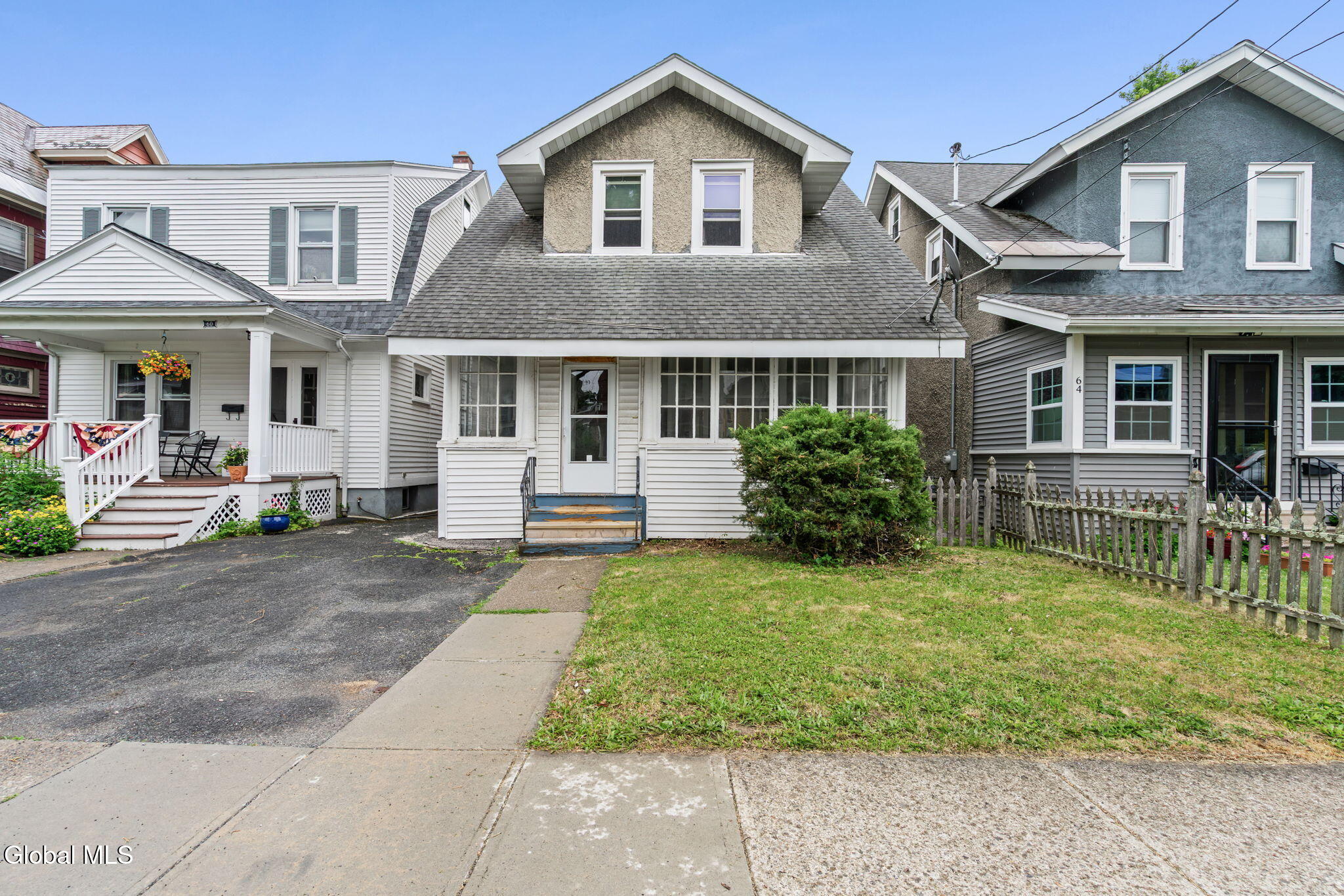 62 Grove Avenue Albany NY 12208