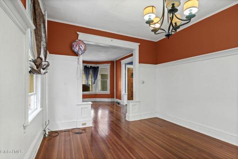 62 Grove Avenue Albany NY 12208