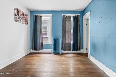 62 Grove Avenue Albany NY 12208