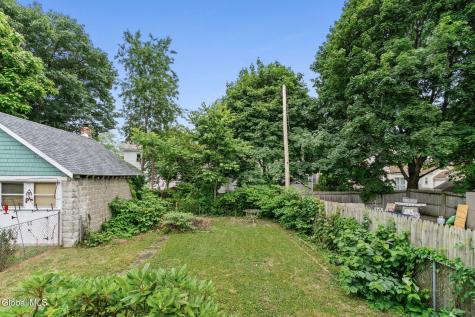 62 Grove Avenue Albany NY 12208
