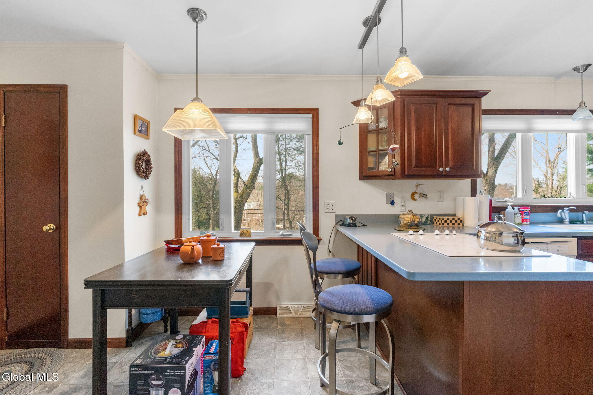 26 Crescent Terrace Wynantskill NY 12198