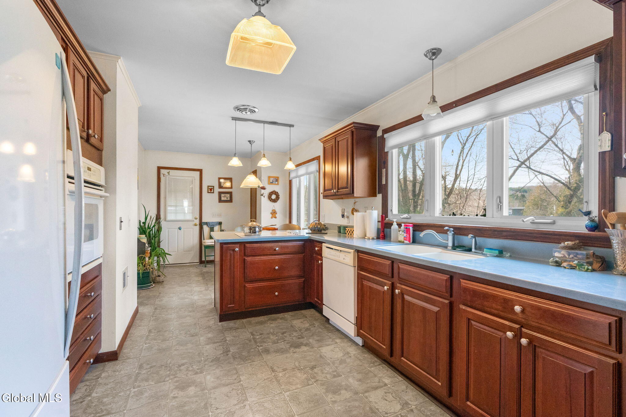 26 Crescent Terrace Wynantskill NY 12198