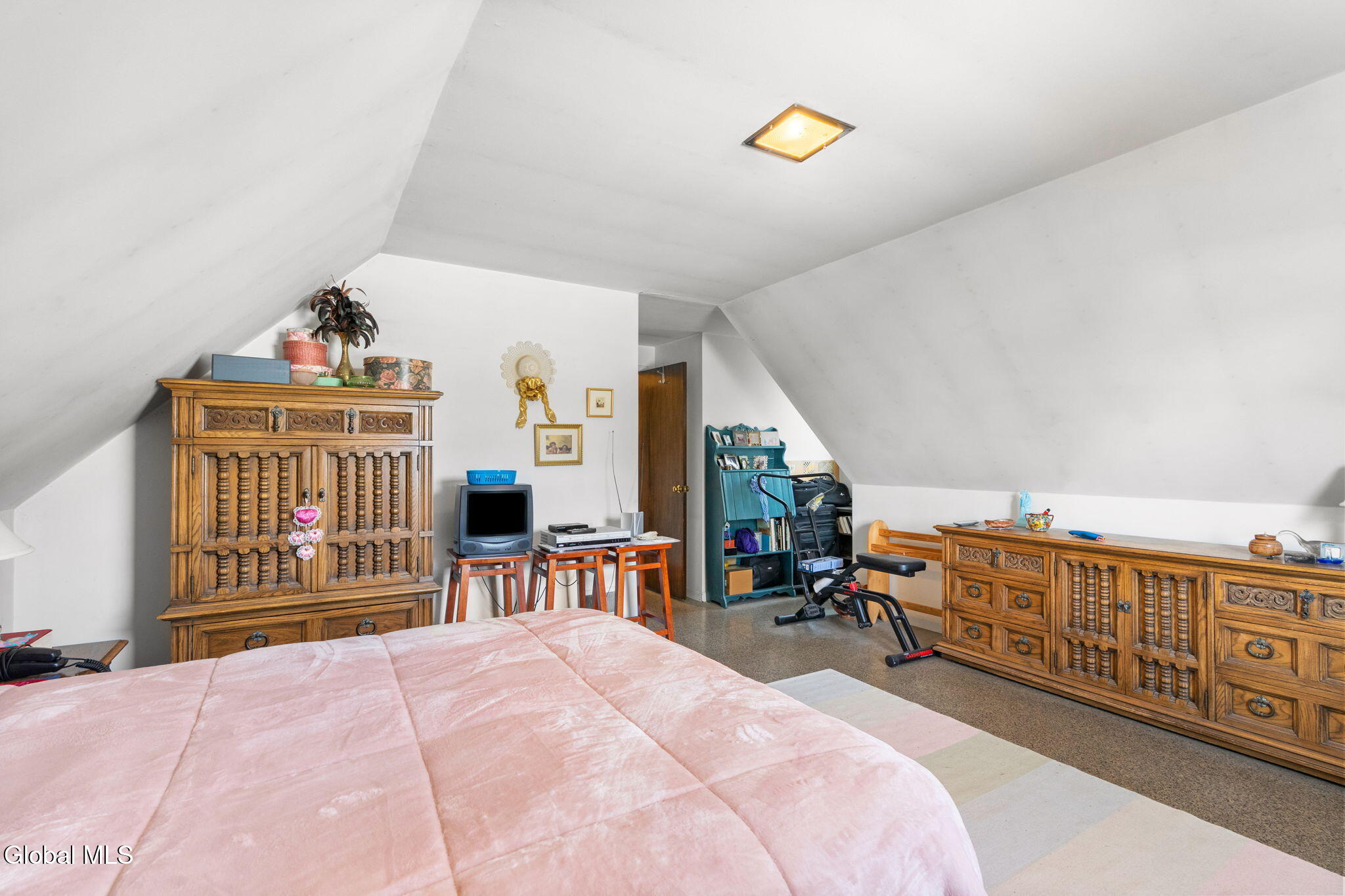 26 Crescent Terrace Wynantskill NY 12198