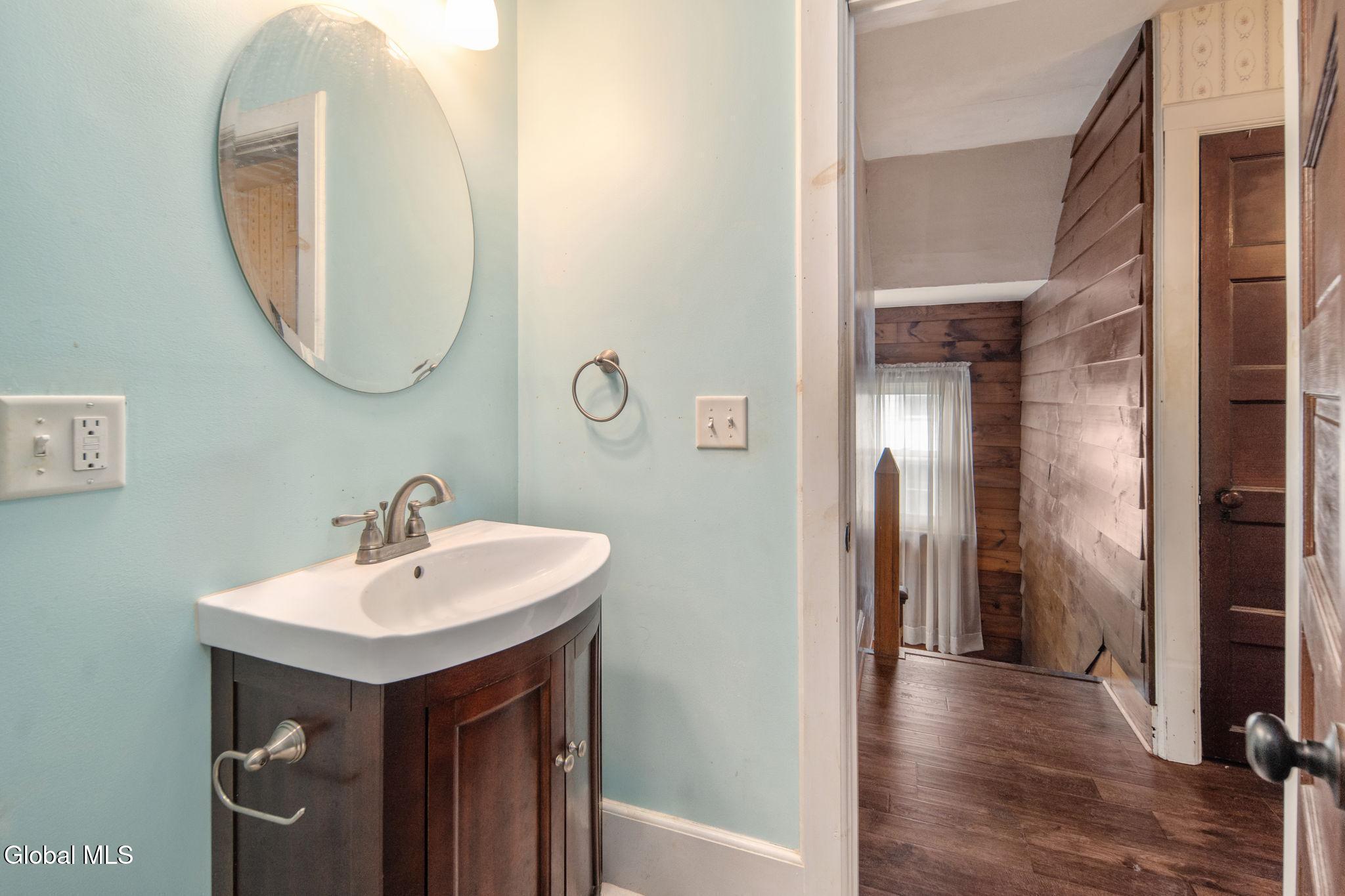 12 Central Avenue Ravena NY 12143