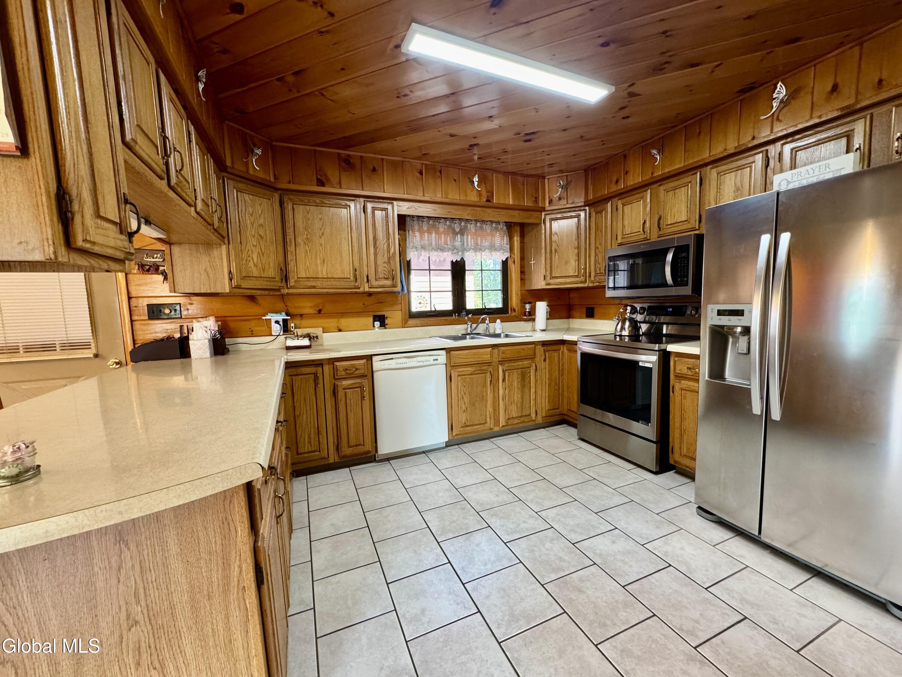 332 Angel Road Corinth NY 12822