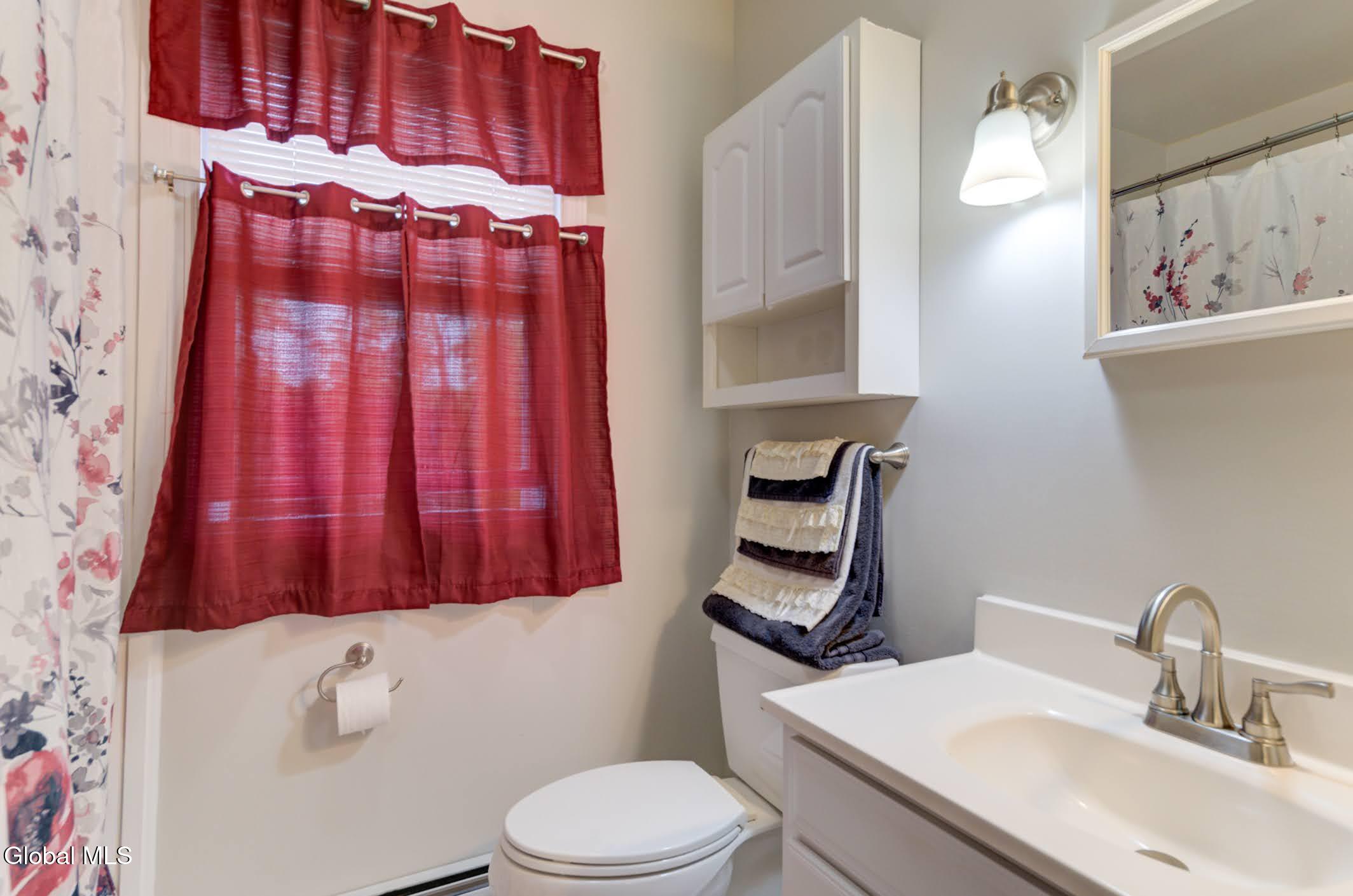221 Schoolhouse Road Guilderland NY 12203