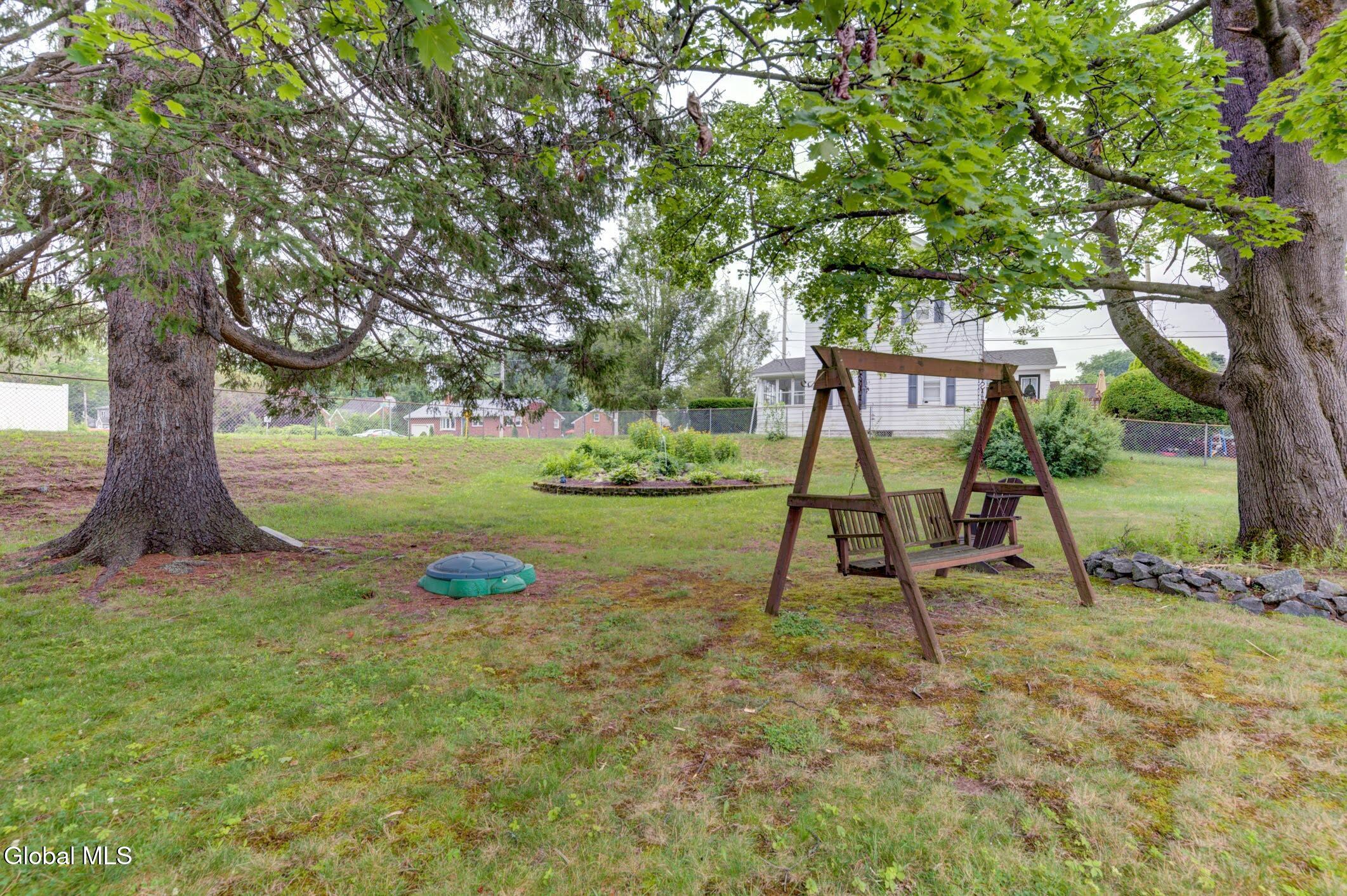 221 Schoolhouse Road Guilderland NY 12203