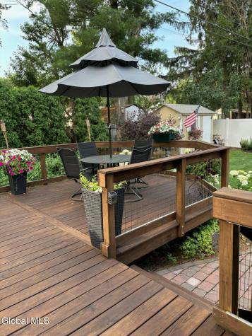 919 Londonderry Court Schenectady NY 12309
