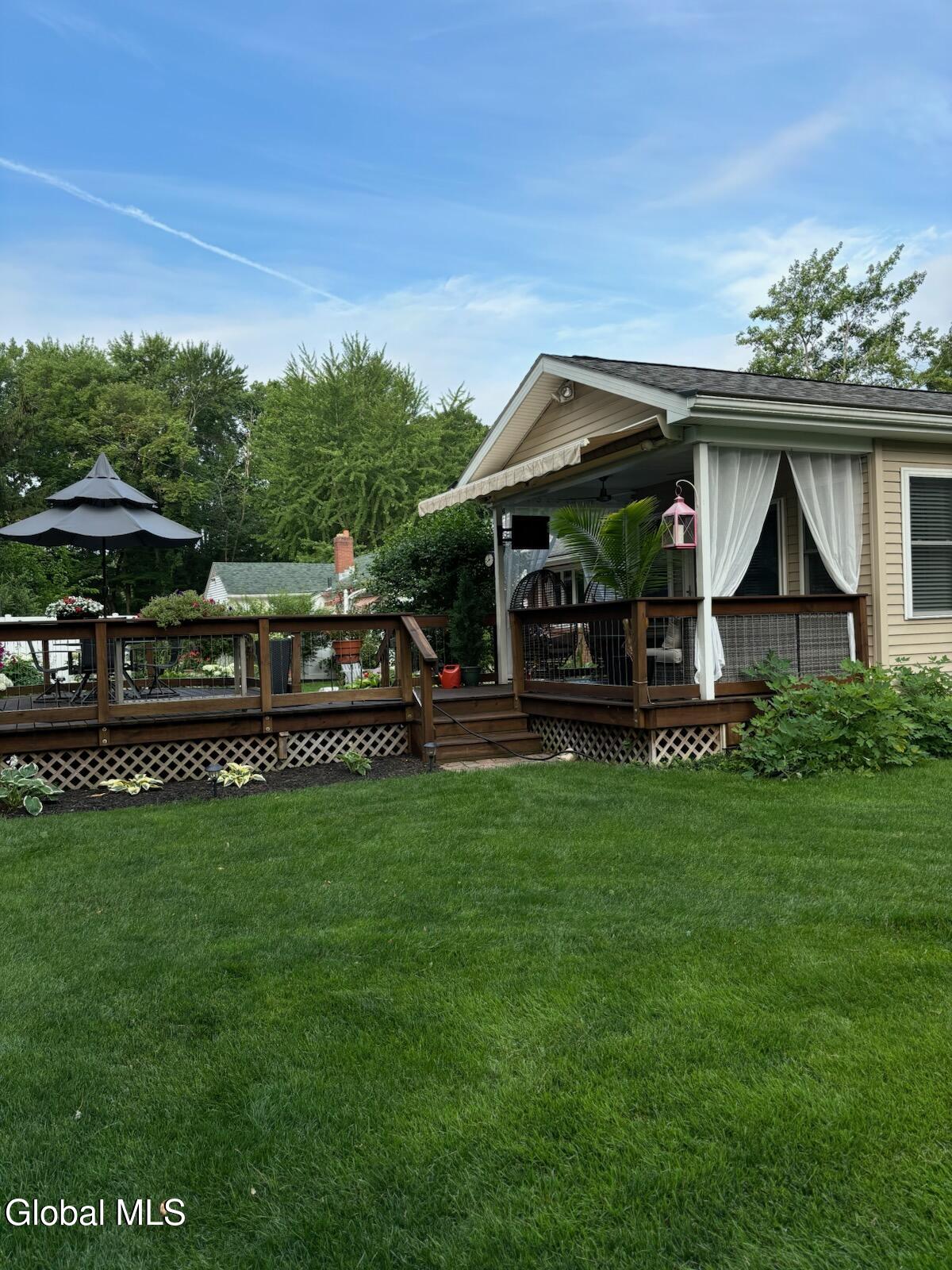919 Londonderry Court Schenectady NY 12309