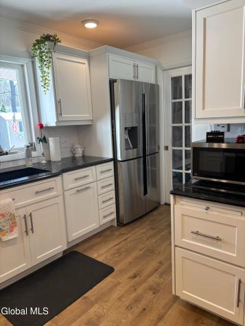 919 Londonderry Court Schenectady NY 12309