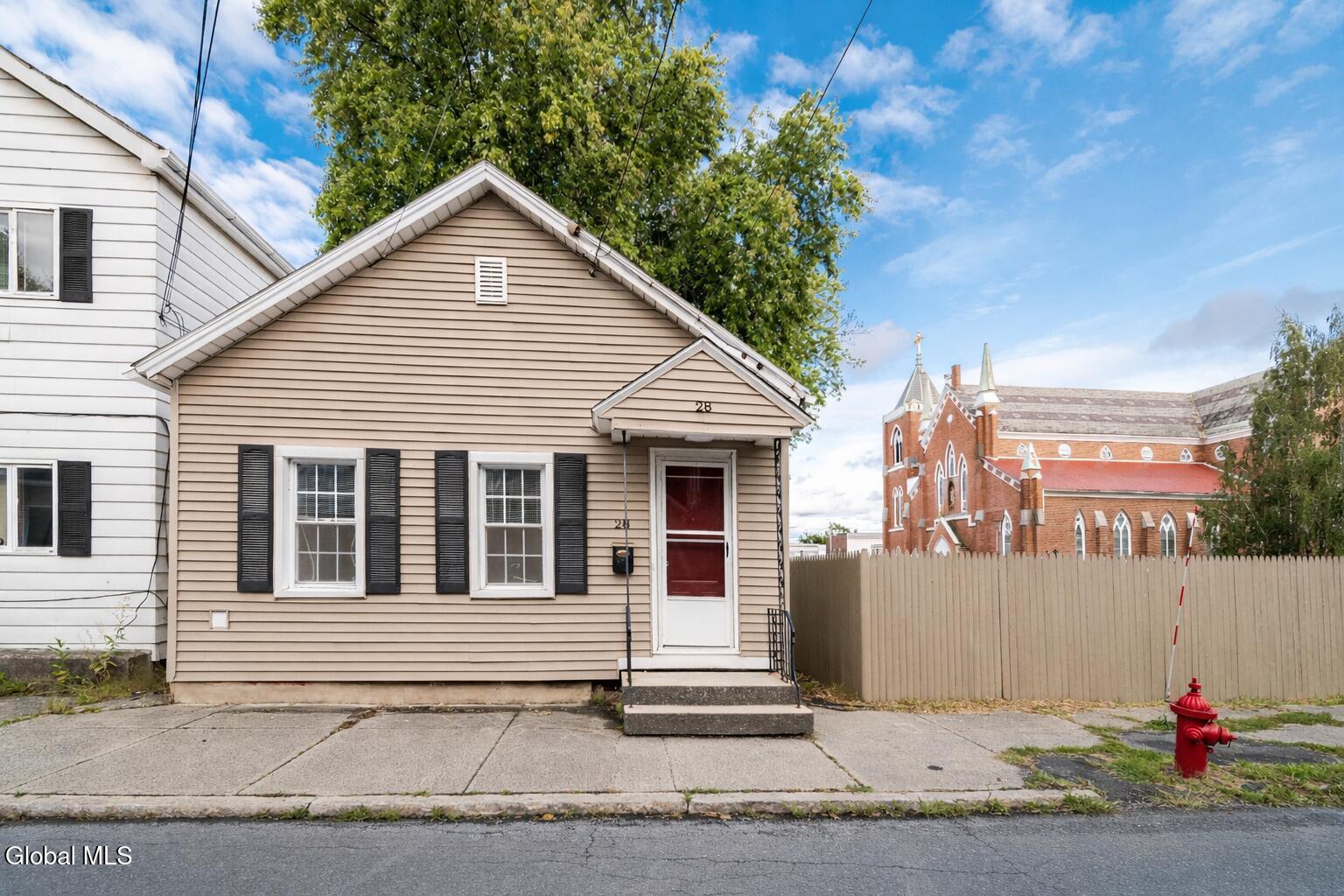 28 Lancaster Street Cohoes NY 12047