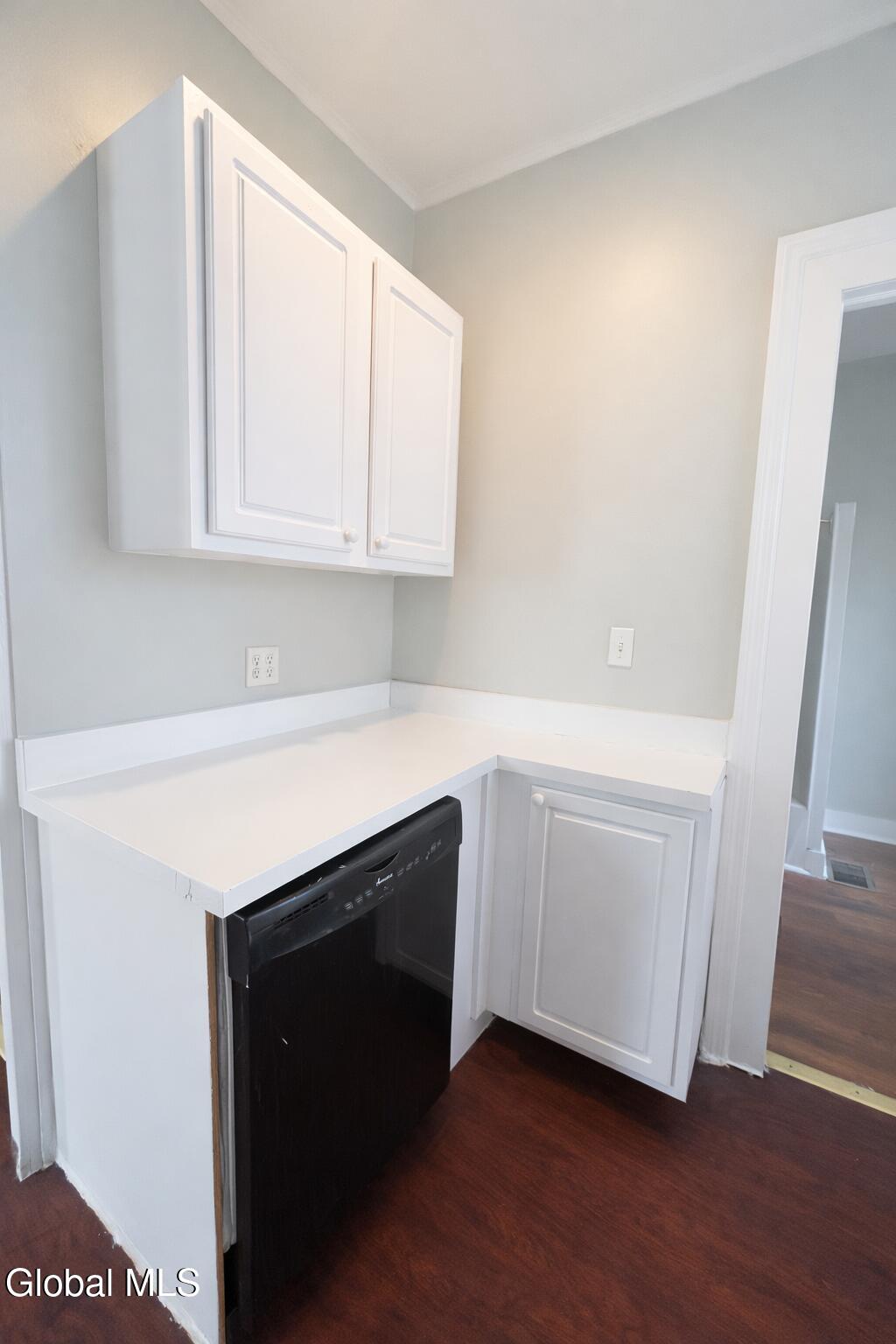 28 Lancaster Street Cohoes NY 12047