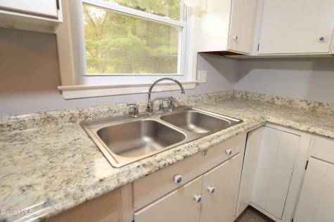 314 Jeanette Drive Schenectady NY 12306