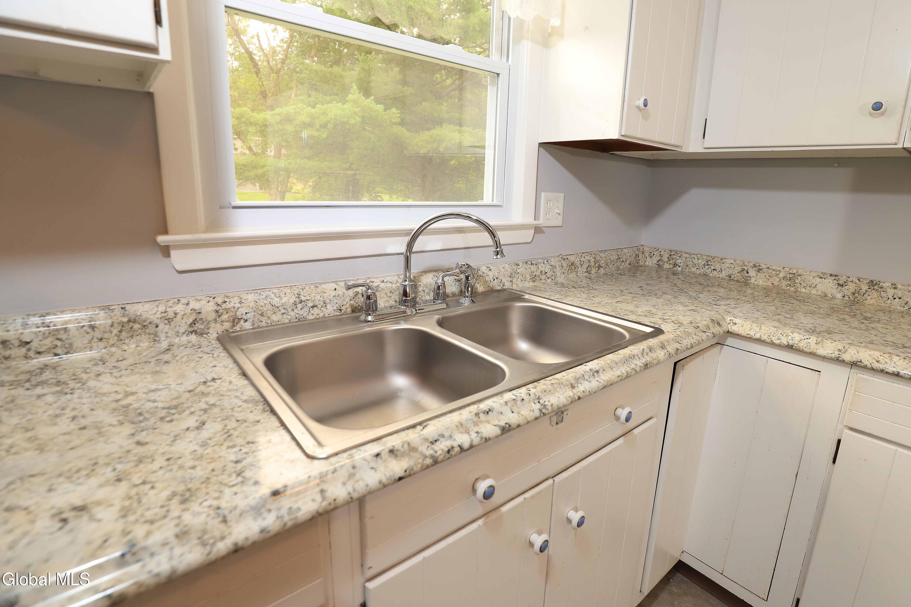 314 Jeanette Drive Schenectady NY 12306