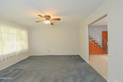 314 Jeanette Drive Schenectady NY 12306