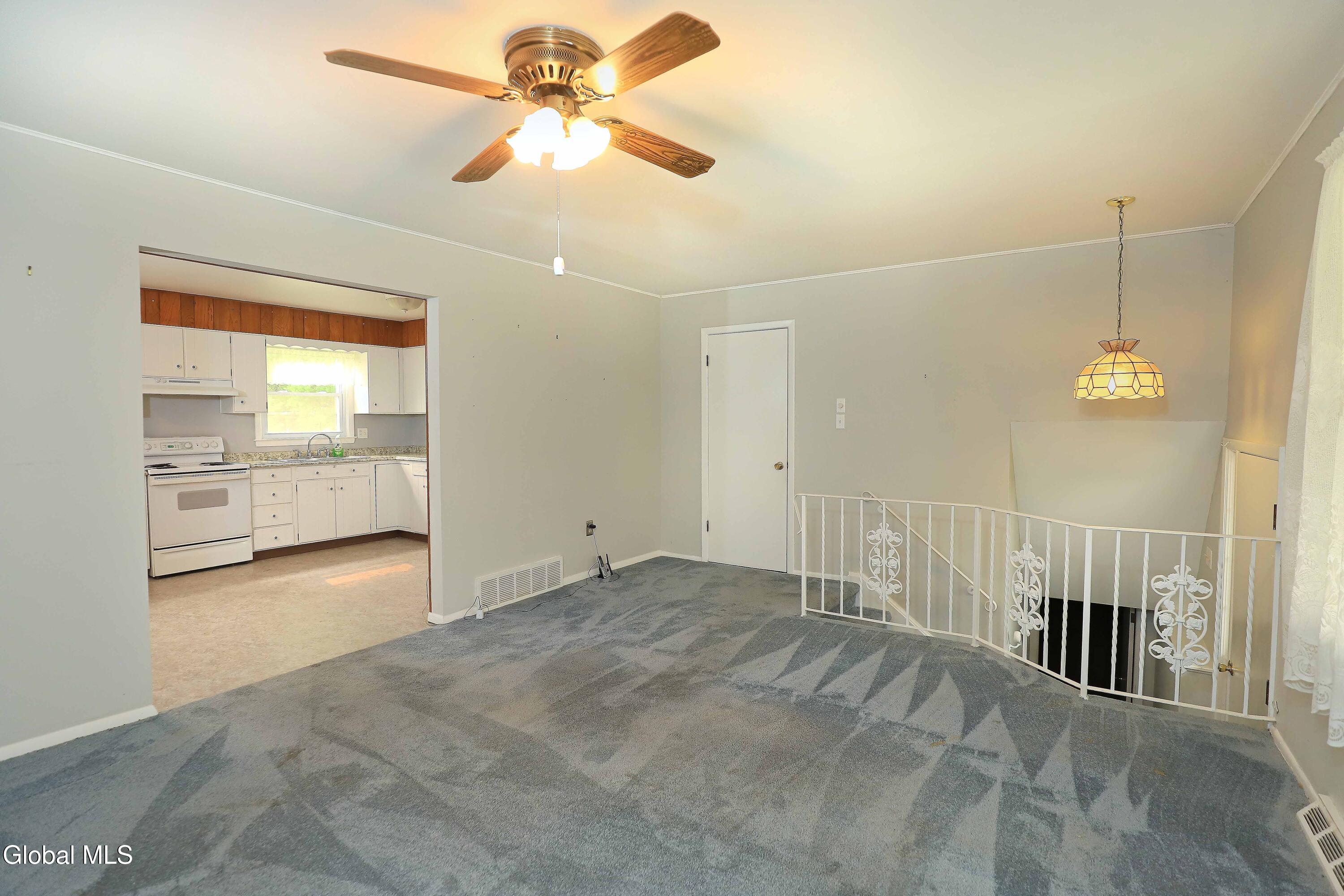 314 Jeanette Drive Schenectady NY 12306