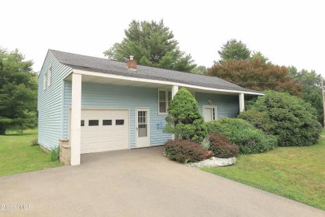 314 Jeanette Drive Schenectady NY 12306
