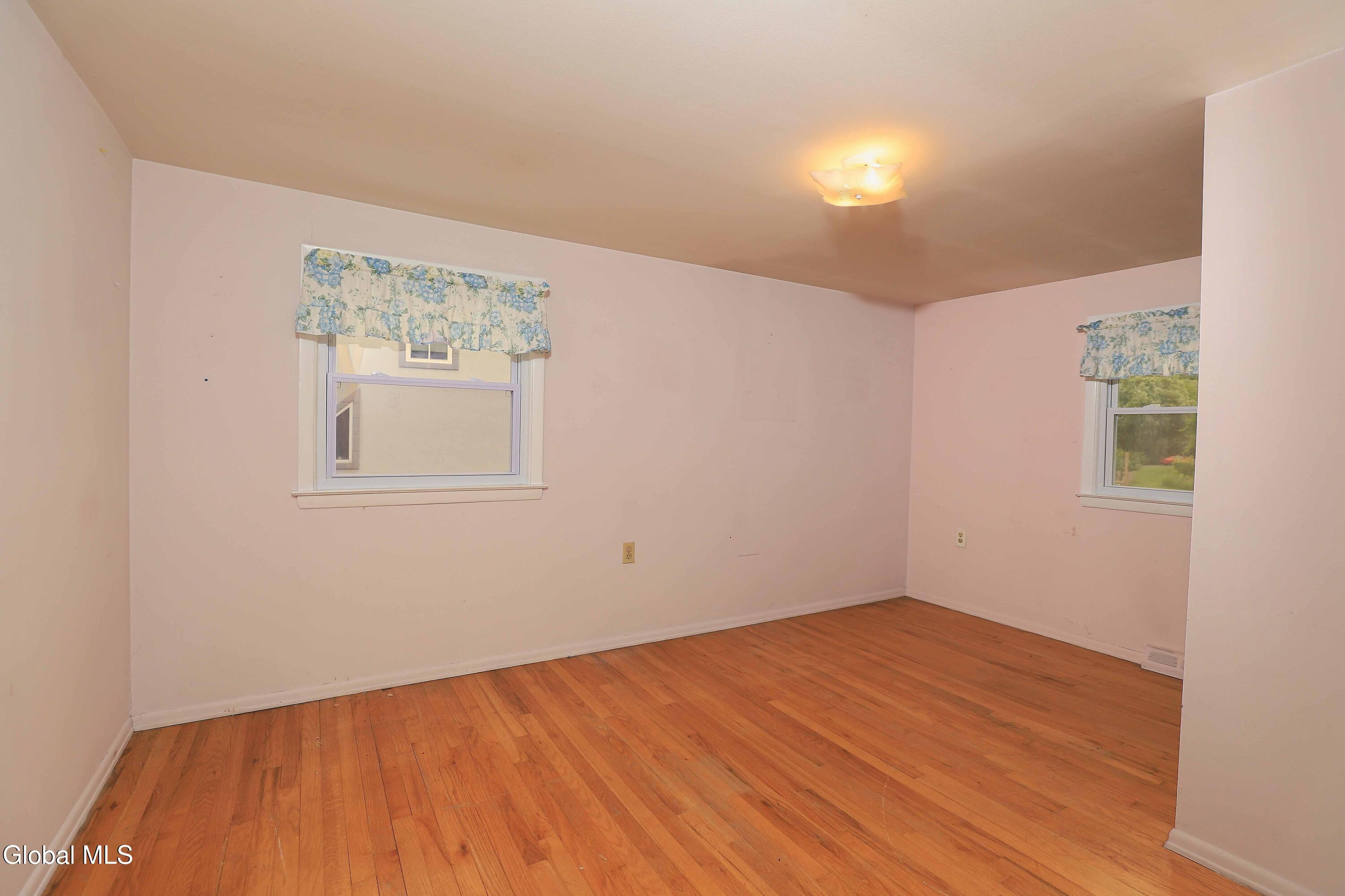 314 Jeanette Drive Schenectady NY 12306