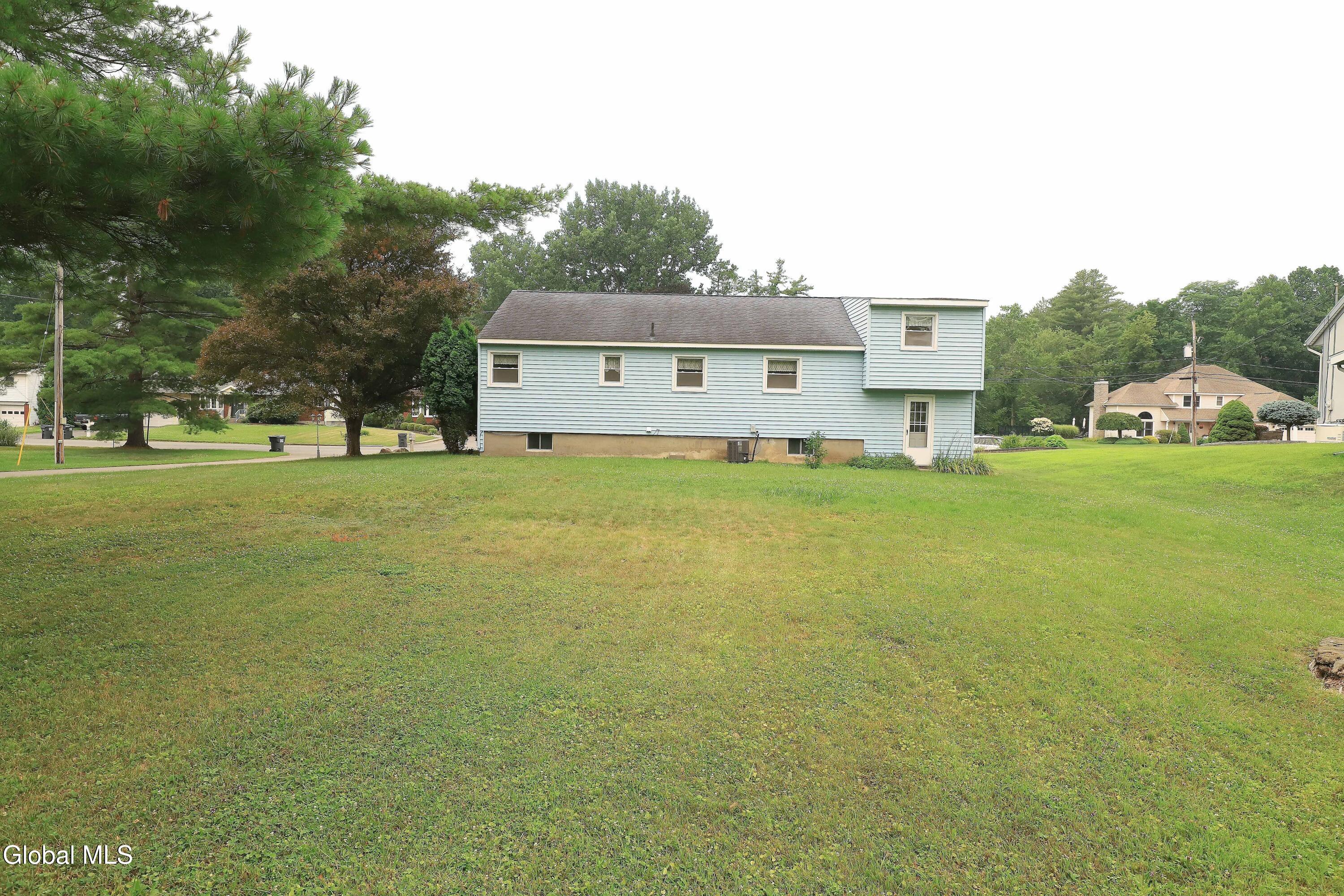 314 Jeanette Drive Schenectady NY 12306